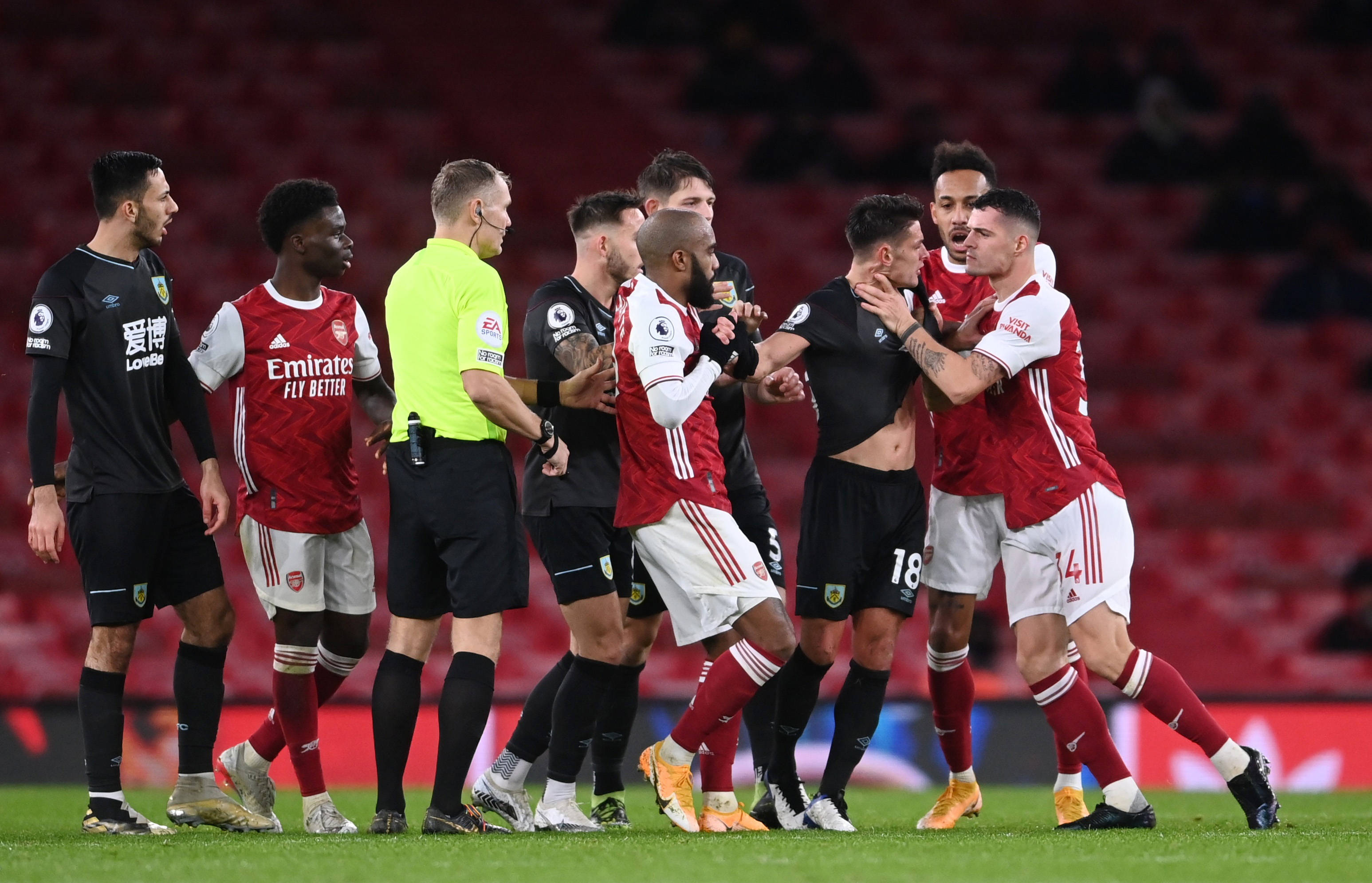 往往比单纯 往往比单纯